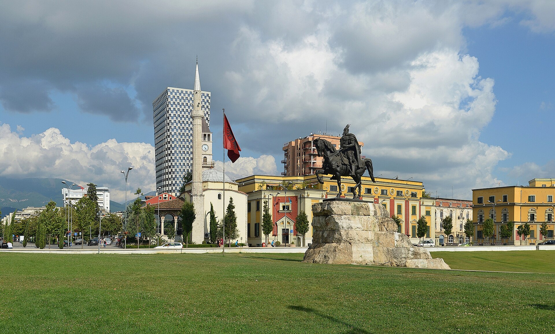 Shoqëria civile kërkon transparencë për kontratat e koncesioneve